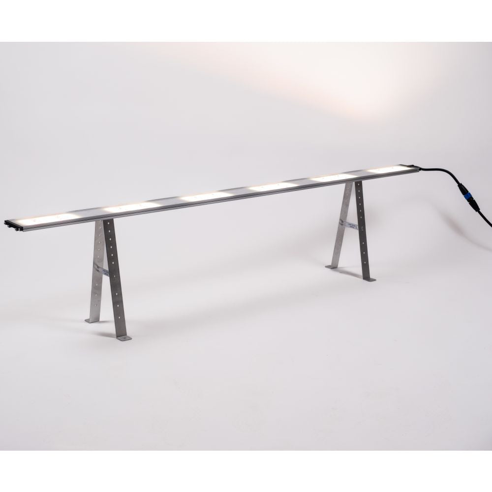 SANlight Undercanopy STIXX 6-150 LED 141W - 381 μmol/s (AA5150) pohled zepředu