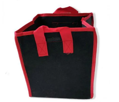 VF kwadratowa torba na rośliny z aerodynamicznym otworem 30x30x28,5 cm - pojemność 25 l, widok z boku