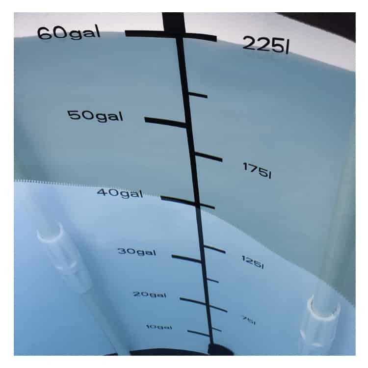 Autopot nádrž Flexitank PRO 100 l pohled zezadu