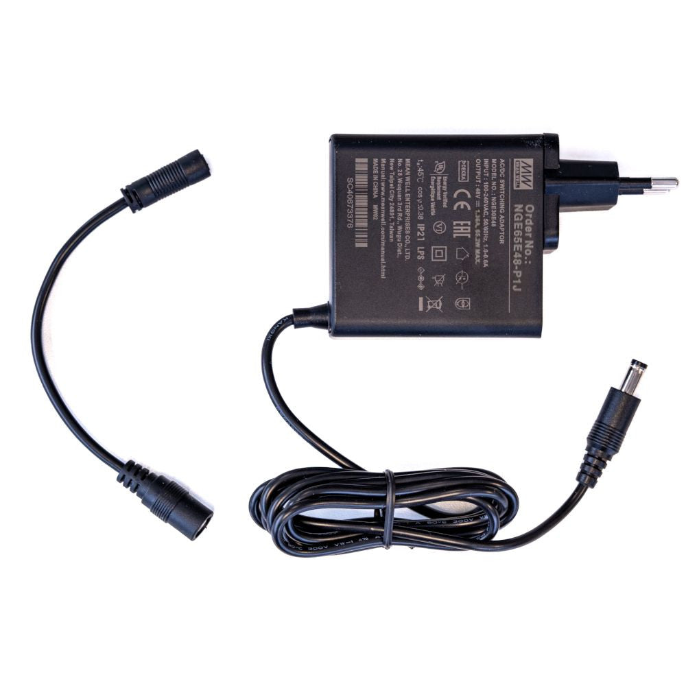 SANlight FLEX II GST65 strømforsyning med adapter (AI2023) frontvisning