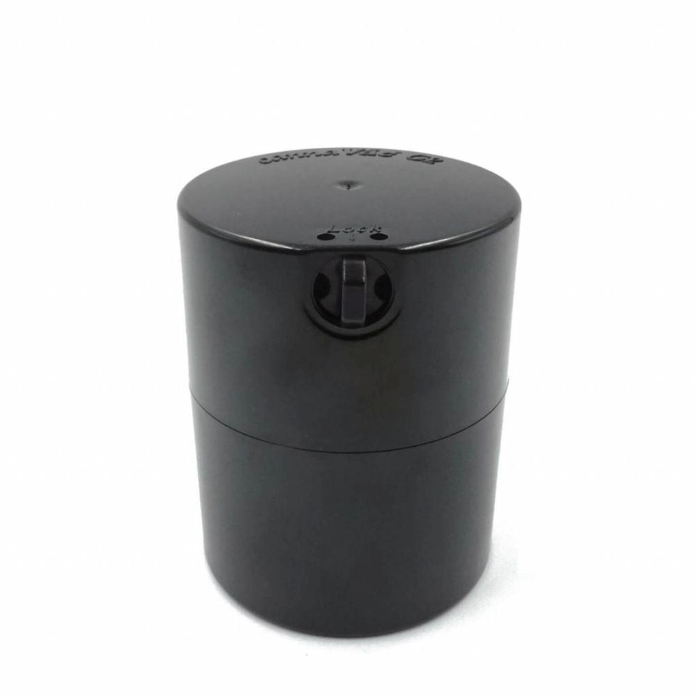 TightVac CannaVac G2 290 ml, vzduchotěsná dóza se zámkem a drtičkou pohled zepředu