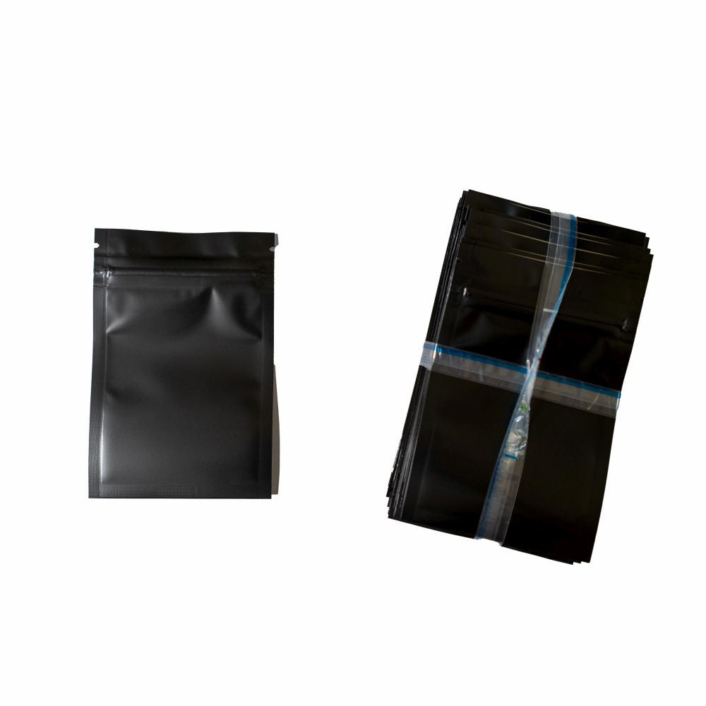 Urban Zip sáček Mylar neprůhledný 11.2x7.5 cm 1G, balení 50 ks pohled zepředu