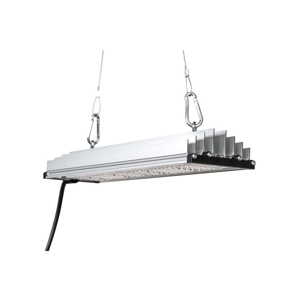 SANlight STIXX 50W, LED svítidlo 150 μmol/s pohled zepředu