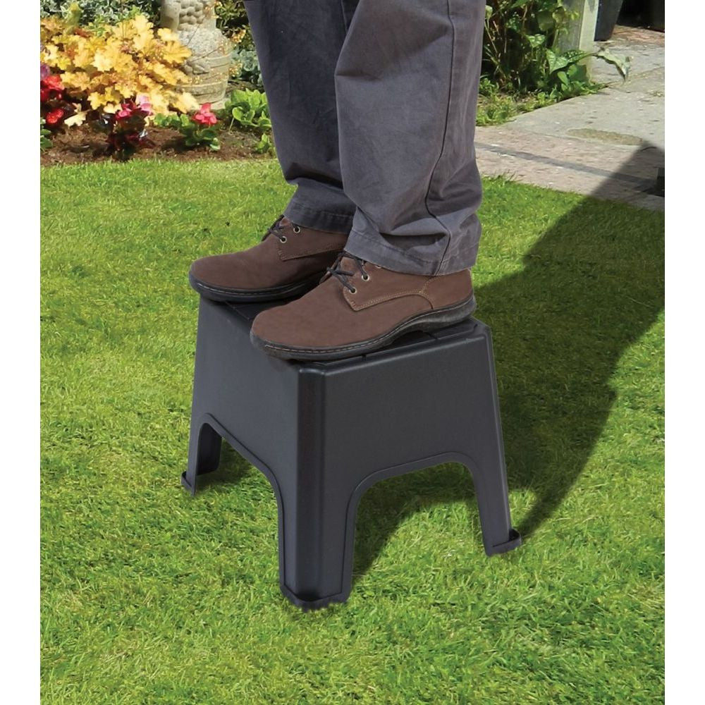 Garland stolička plastová boční pohled